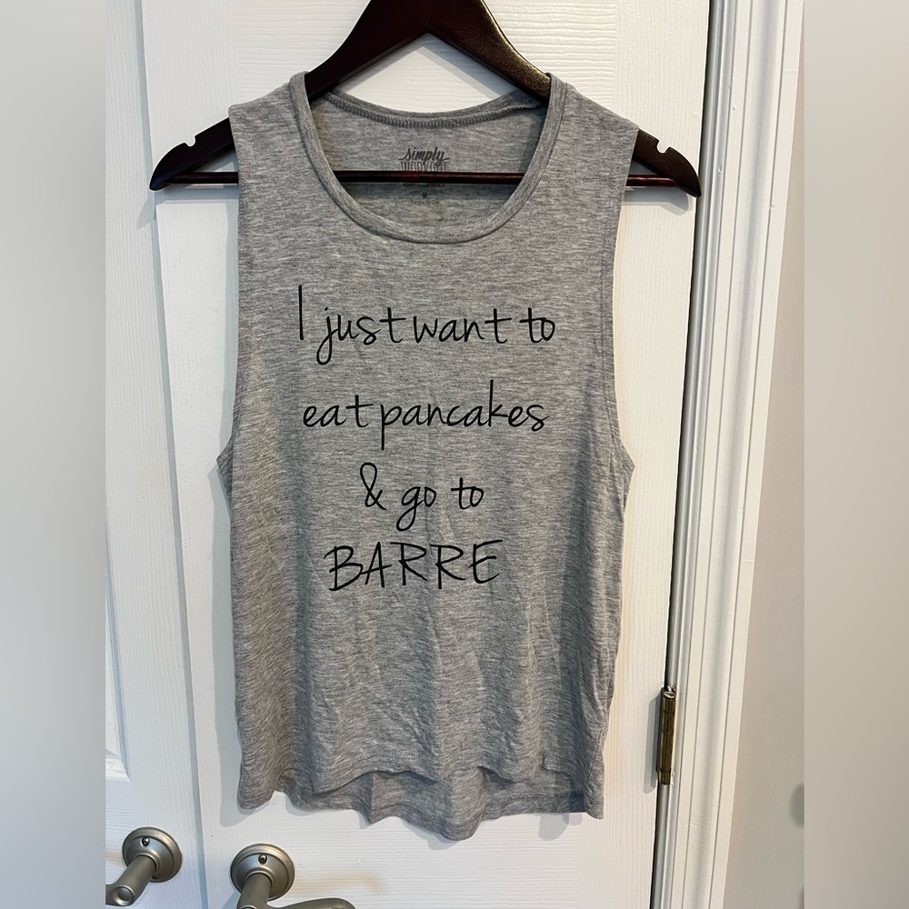 Simple workout tank top. Size Medium. Gray.